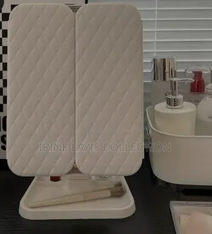 Tri-Fold Led Makeup Mirror.