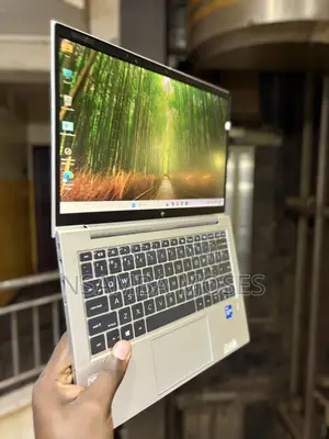 Laptop HP EliteBook 830 G8 16GB Intel Core i5 SSD 256GB