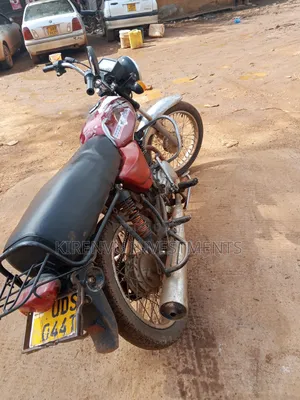 Bajaj Boxer 100 2016 Red