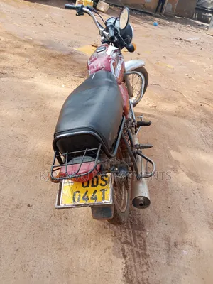 Bajaj Boxer 100 2016 Red