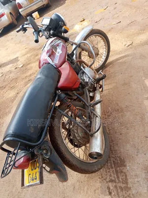 Bajaj Boxer 100 2016 Red