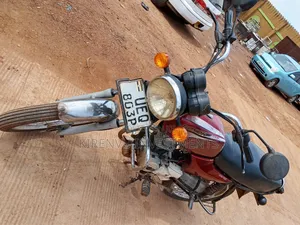 Bajaj Boxer 100 2018 Red