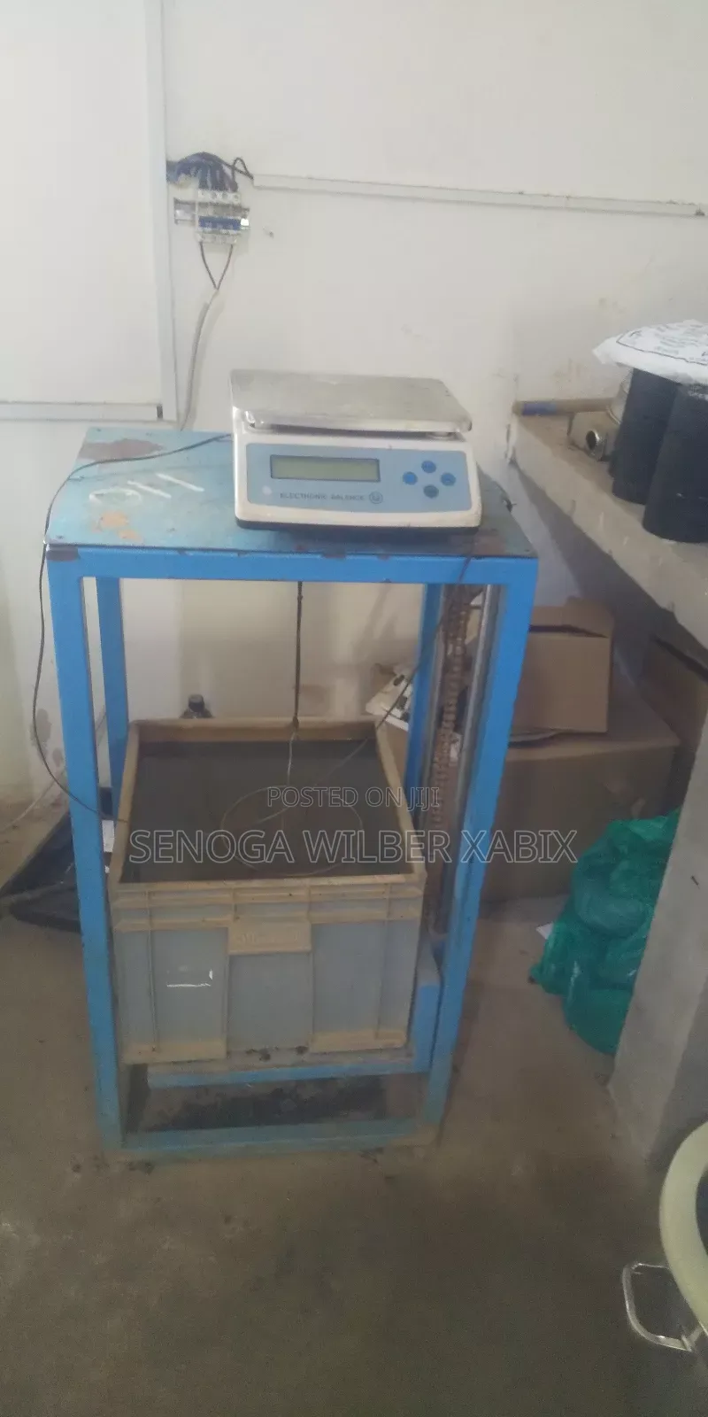 Compression Machine