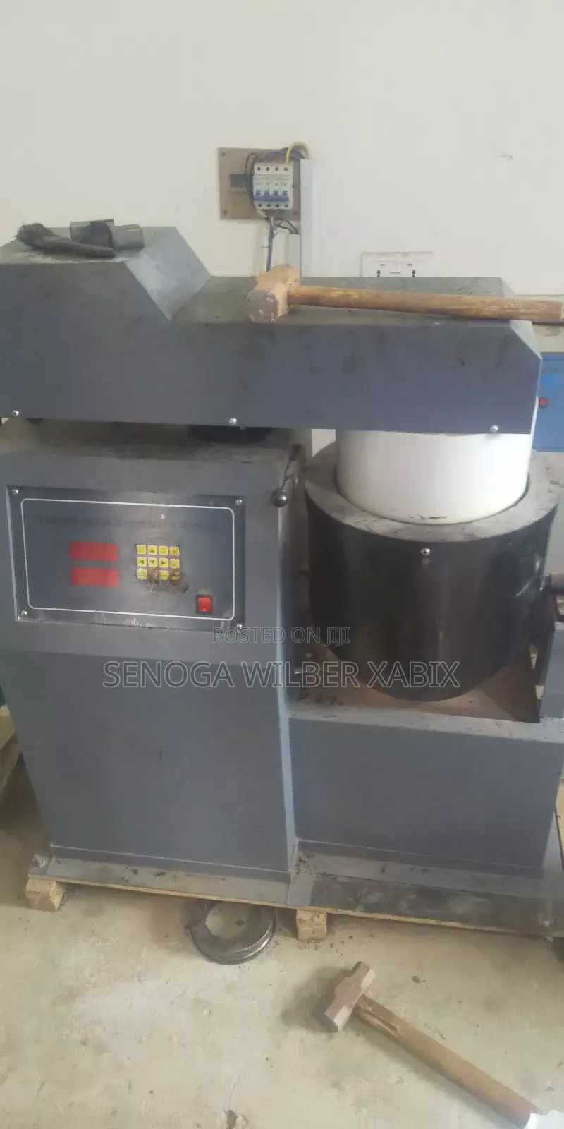Compression Machine
