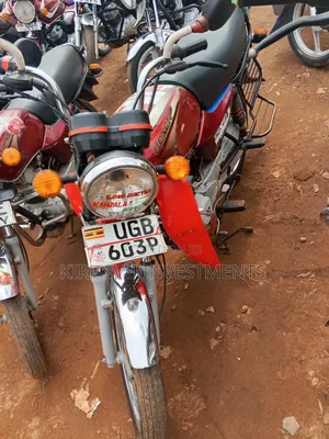 Bajaj Boxer 100 2018 Red