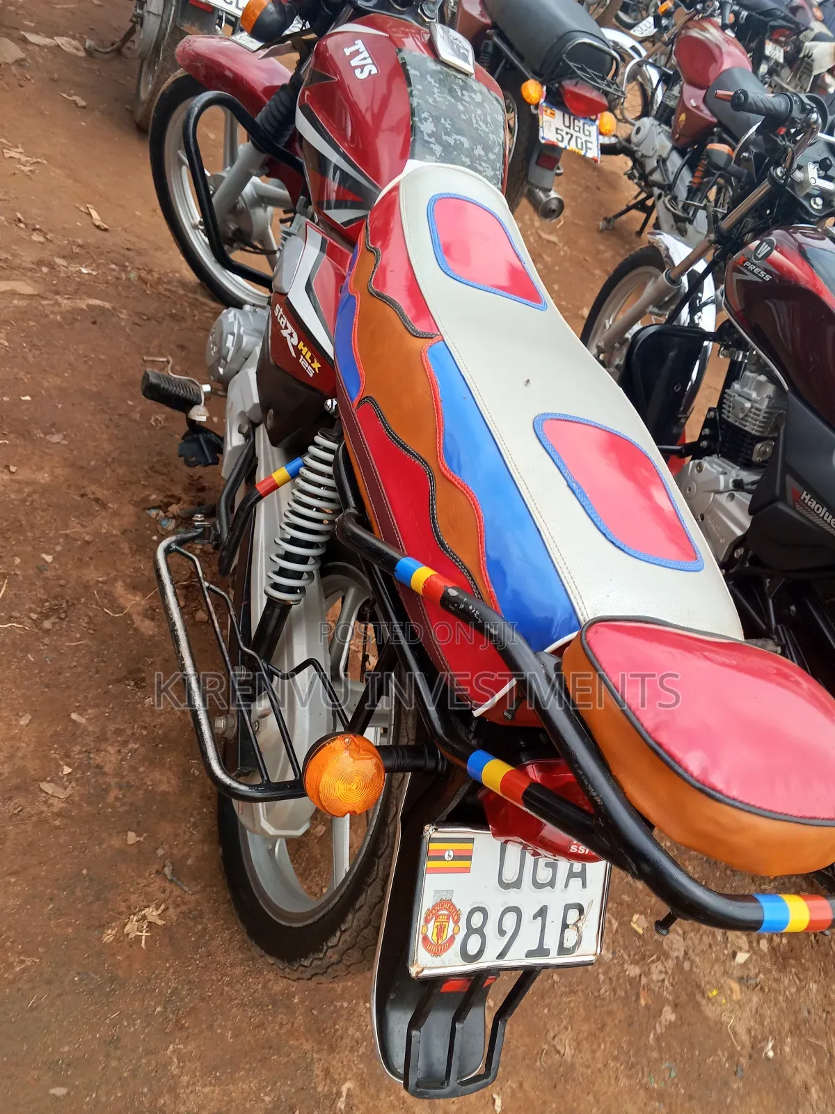 TVS HLX 125 2020 Red