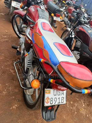 TVS HLX 125 2020 Red