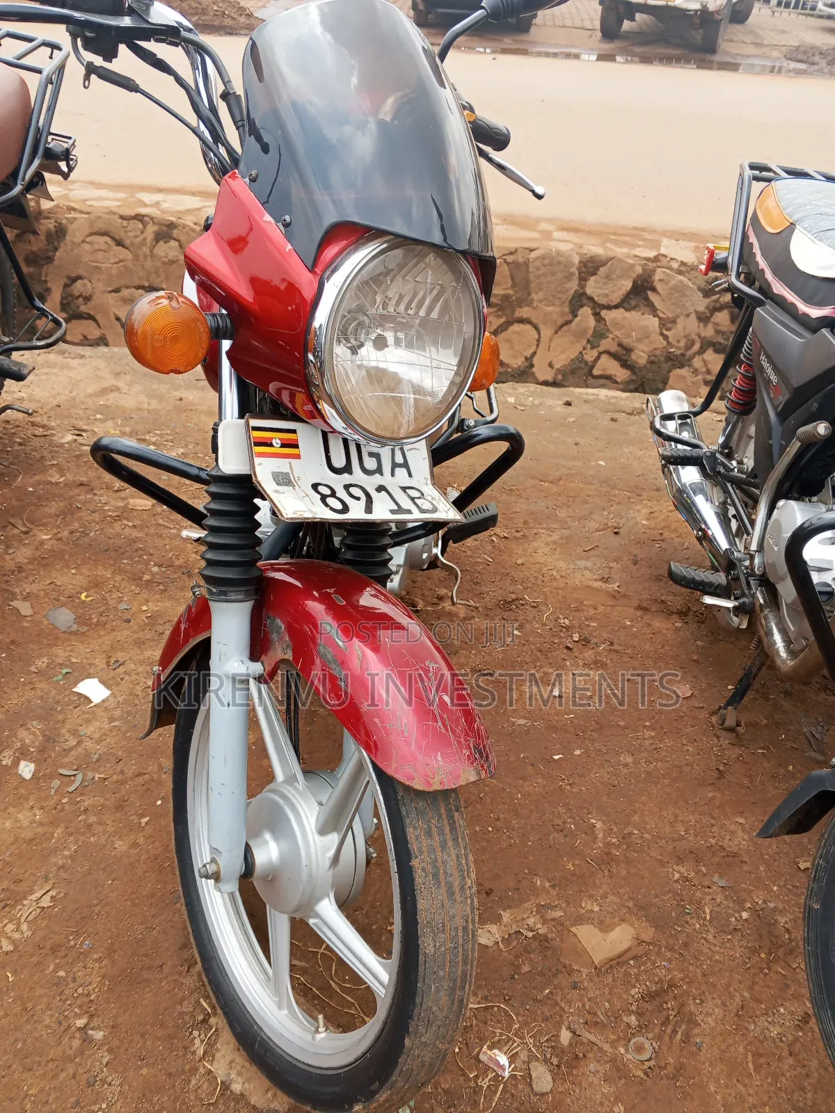 TVS HLX 125 2020 Red