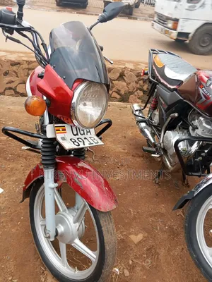 TVS HLX 125 2020 Red
