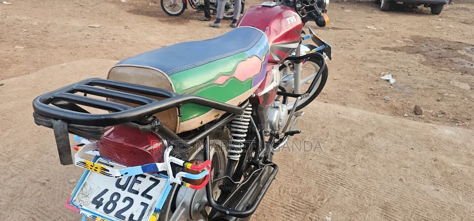TVS HLX 125 2018 Red
