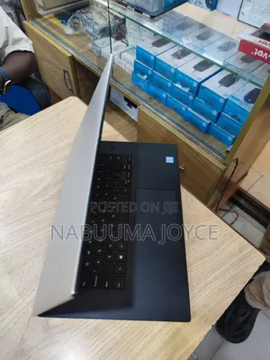 New Laptop Dell Precision 5530 16GB Intel Core i7 SSD 512GB