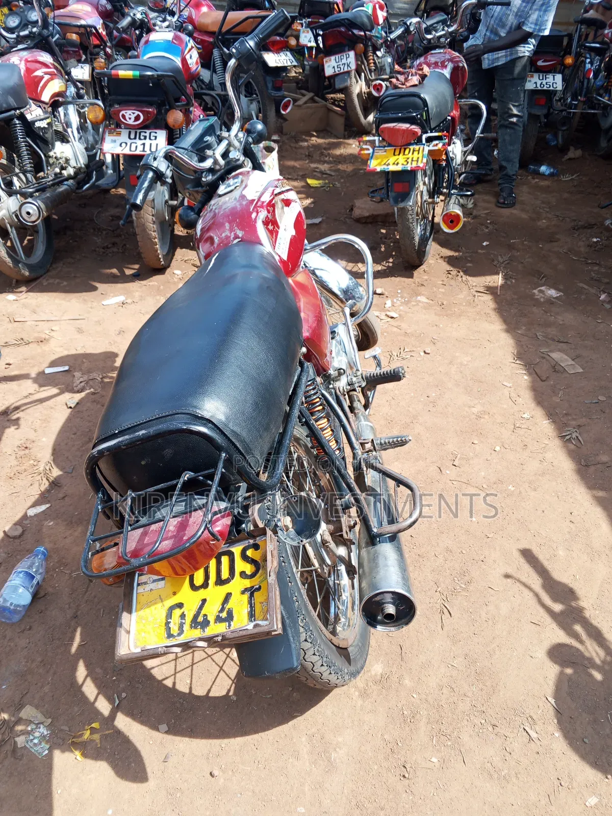 Bajaj Boxer 100 2018 Red