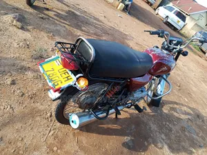Bajaj Boxer 100 2017 Red