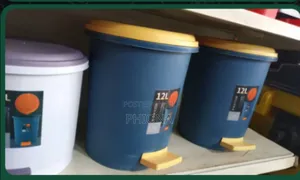 12 Litre Step on Dustbin