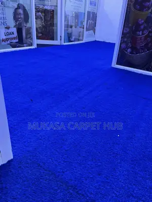 Premium Blue Grass Carpet – Modern Indoor Outdoor Turf