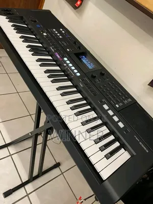 PSR E583 Yamaha Keyboard