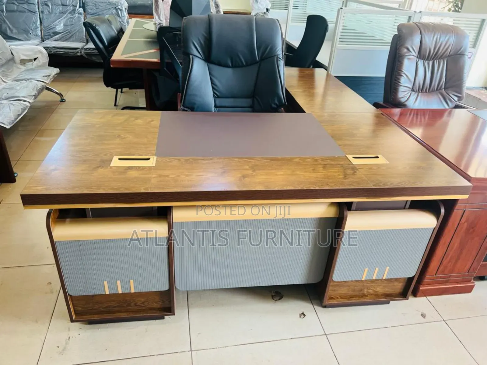 Dong Zou Highbreed Executive Office Desk