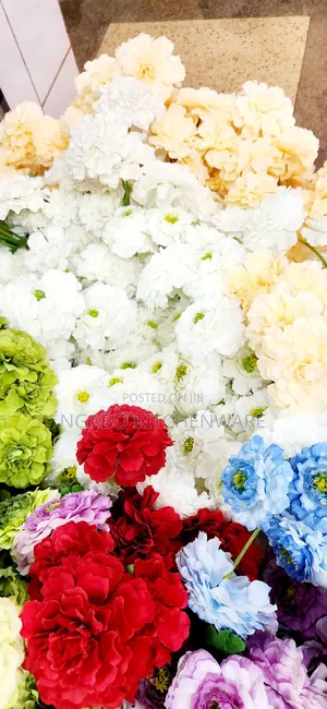 Artificial White Ranunculus Flowers