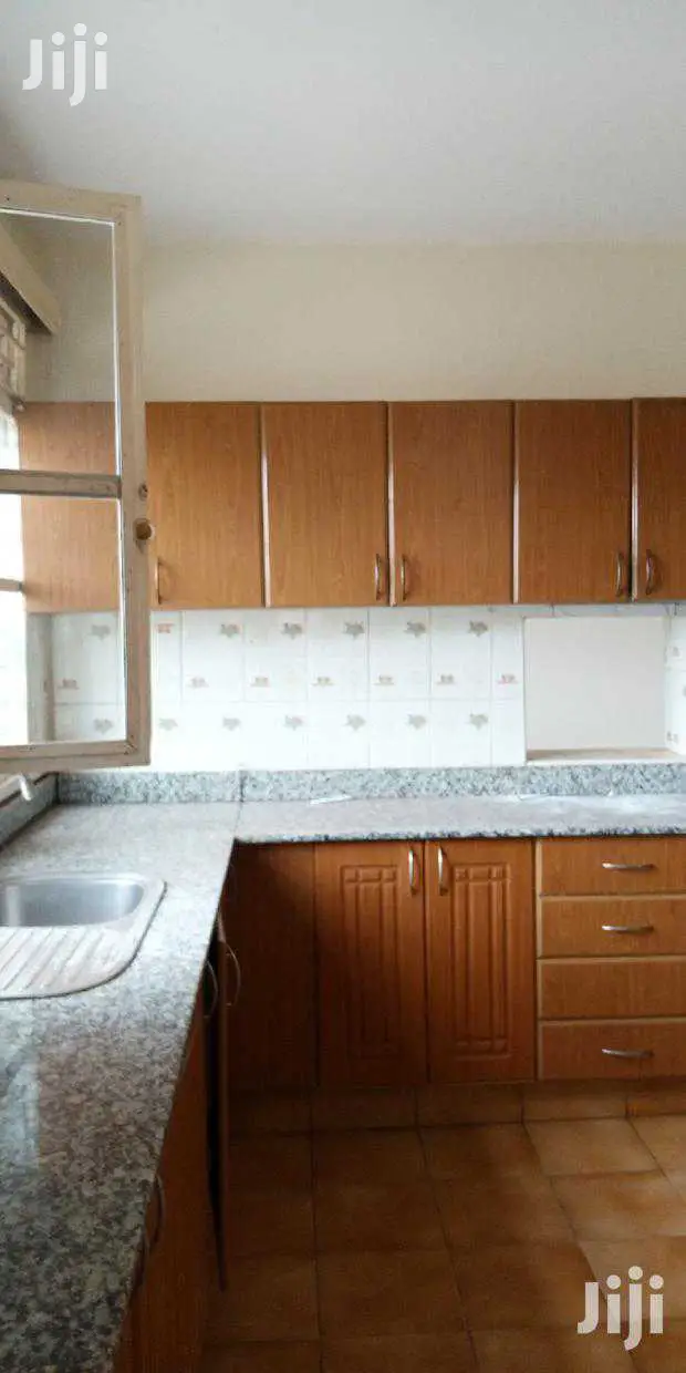 Town House For Rent