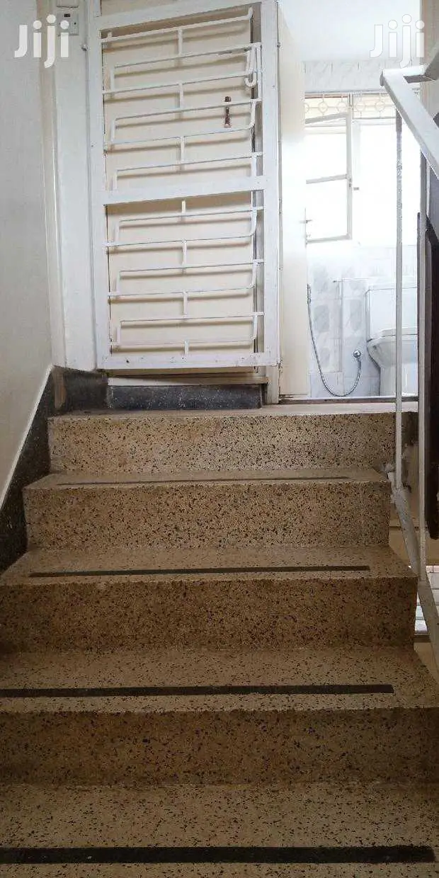 Town House For Rent