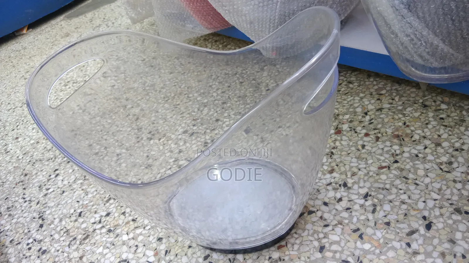 Clear Acrylic Ice Bucket or Champagne Cooler 9 Bottles