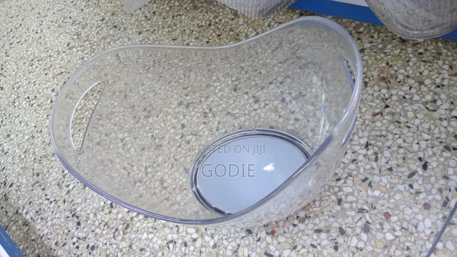 Clear Acrylic Ice Bucket or Champagne Cooler 9 Bottles