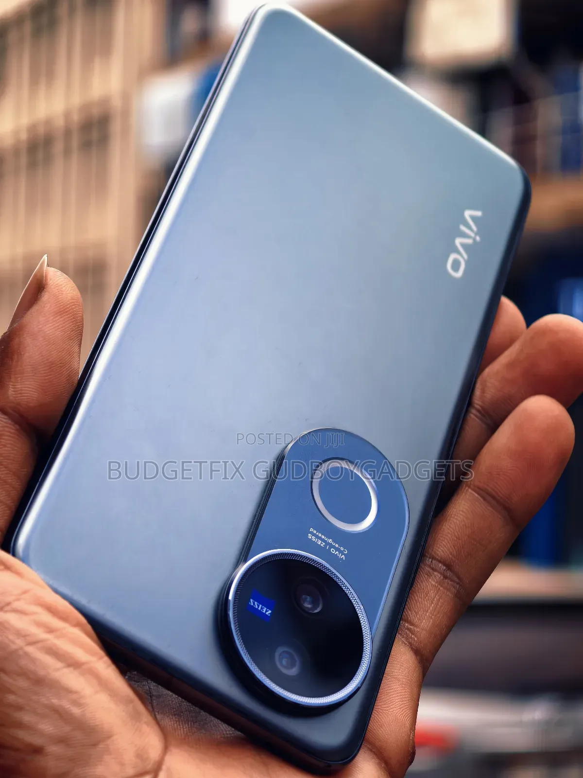 Vivo V50 512 GB Blue