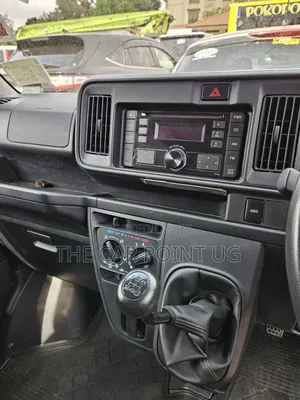 Toyota Pixis 2018 Silver