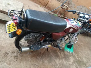Bajaj Boxer 100 2020 Red