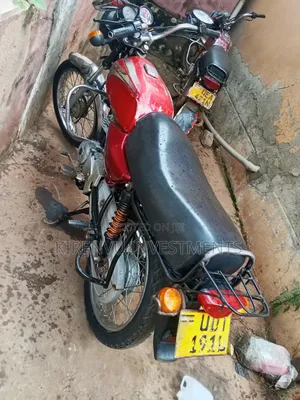 Bajaj Boxer 100 2016 Red