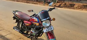 Bajaj CT 125X 2023 Red
