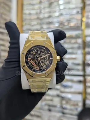 Gold Strapped Audemars Piguet Men's Authentic Mechanical Wrist Watch