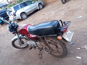 Bajaj Boxer 100 2020 Red