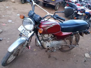 Bajaj Boxer 100 2020 Red