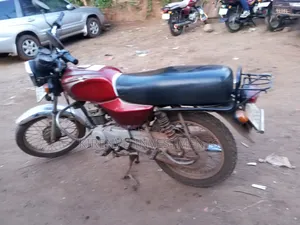 Bajaj Boxer 100 2020 Red