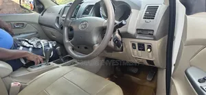 Toyota Hilux 2008 White