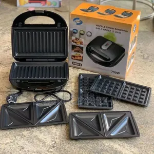 Multifunctional 3-in-1 Sandwich, Waffle, and Panini Maker.