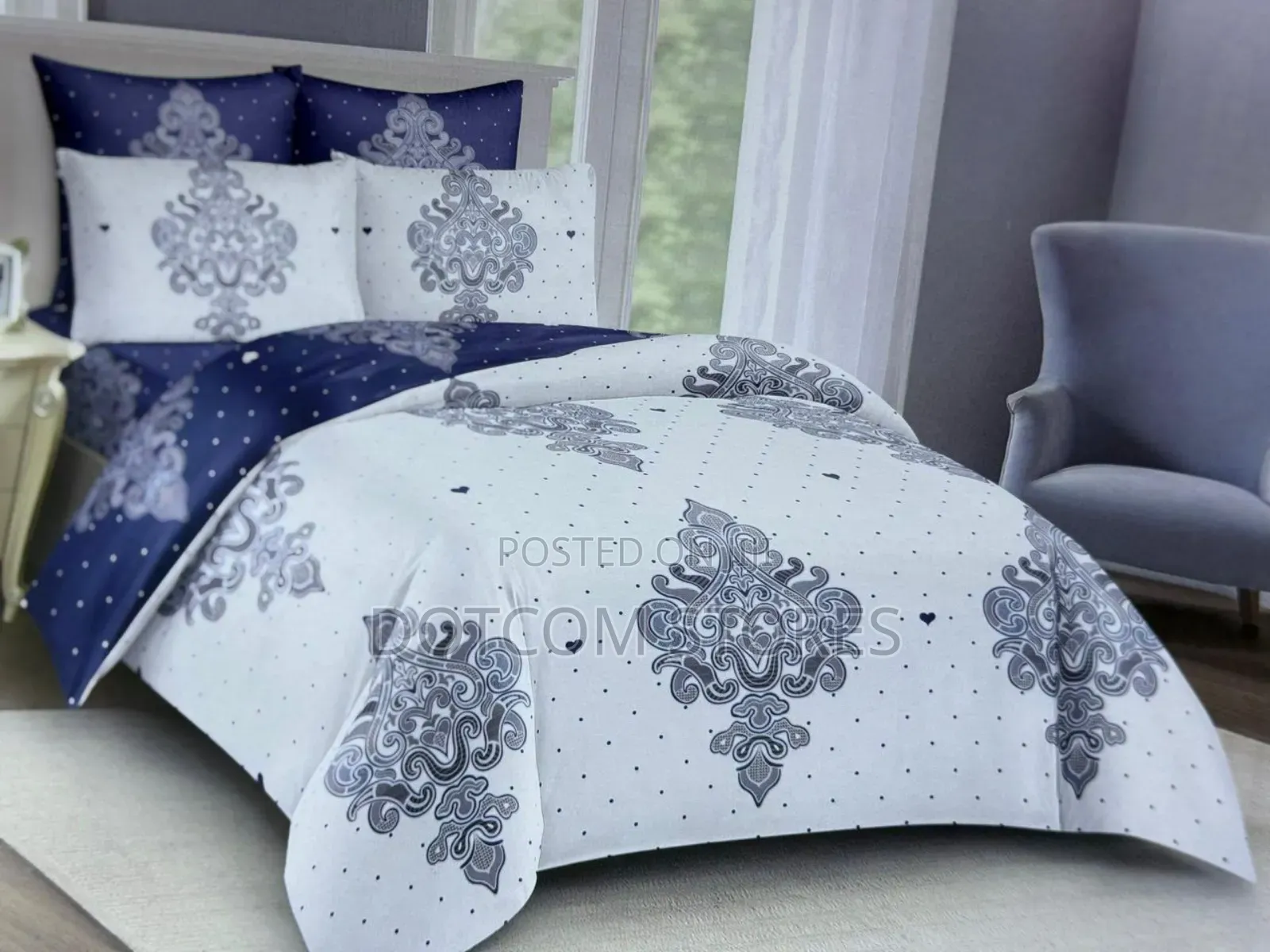 Floral-Patterned Duvet Set