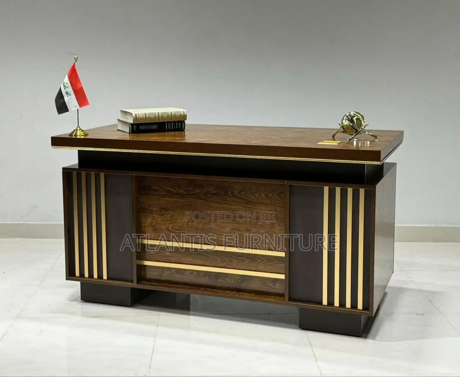 Breed High-Quality Office Desk