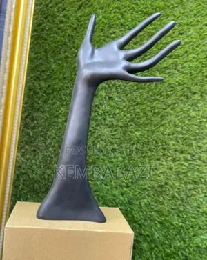 Jewelry Hand Display