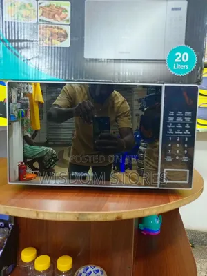 Hisense 20l Microwave Oven.