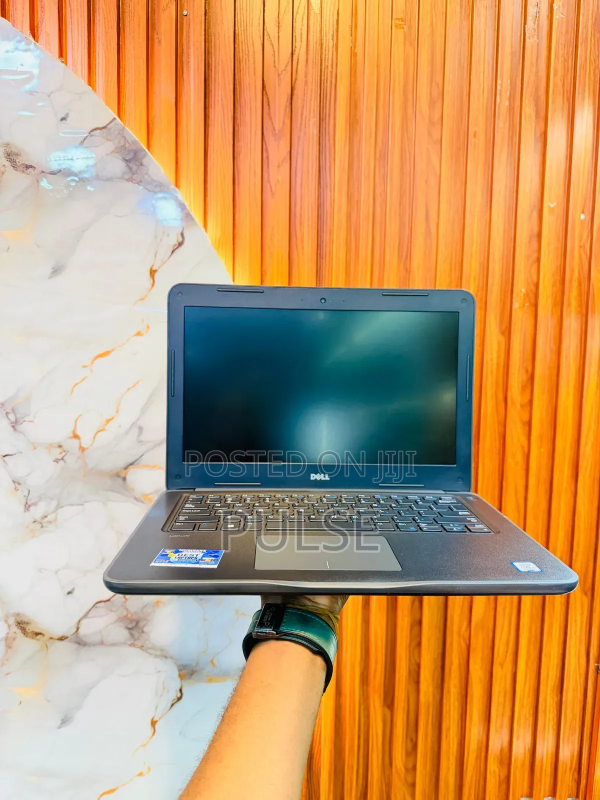 Laptop Dell Latitude 13 3380 8GB Intel Core i5 SSD 256GB