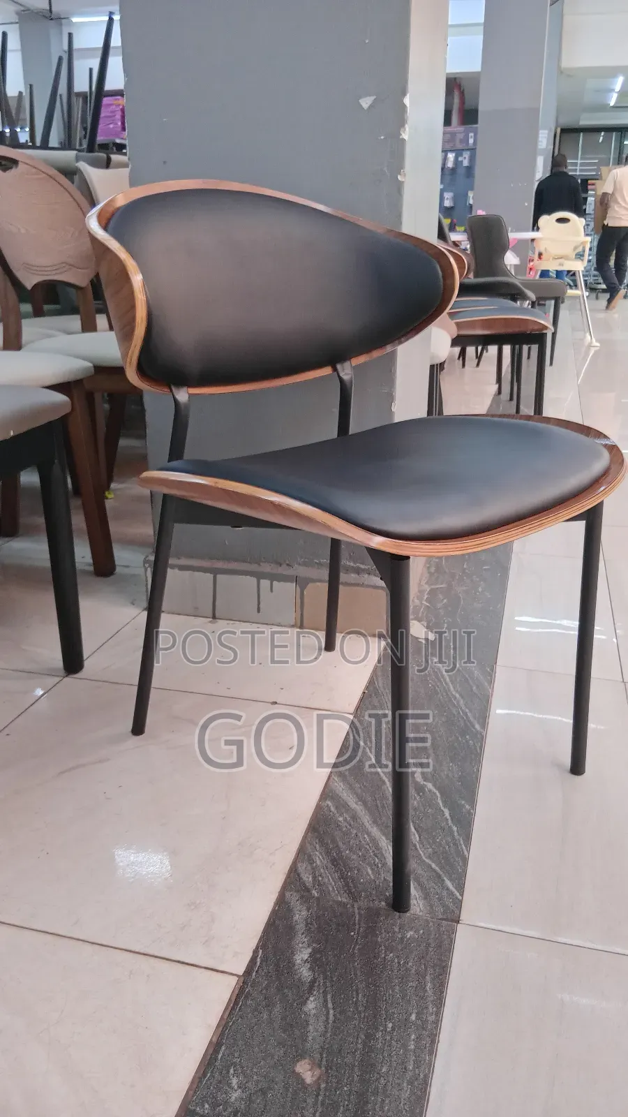 Modern Dining Chair Featuring a Black Pu Leather