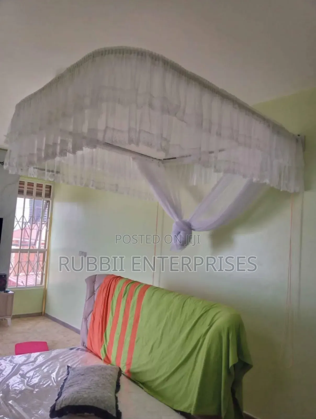 Wall Mount Rail Net ~ White