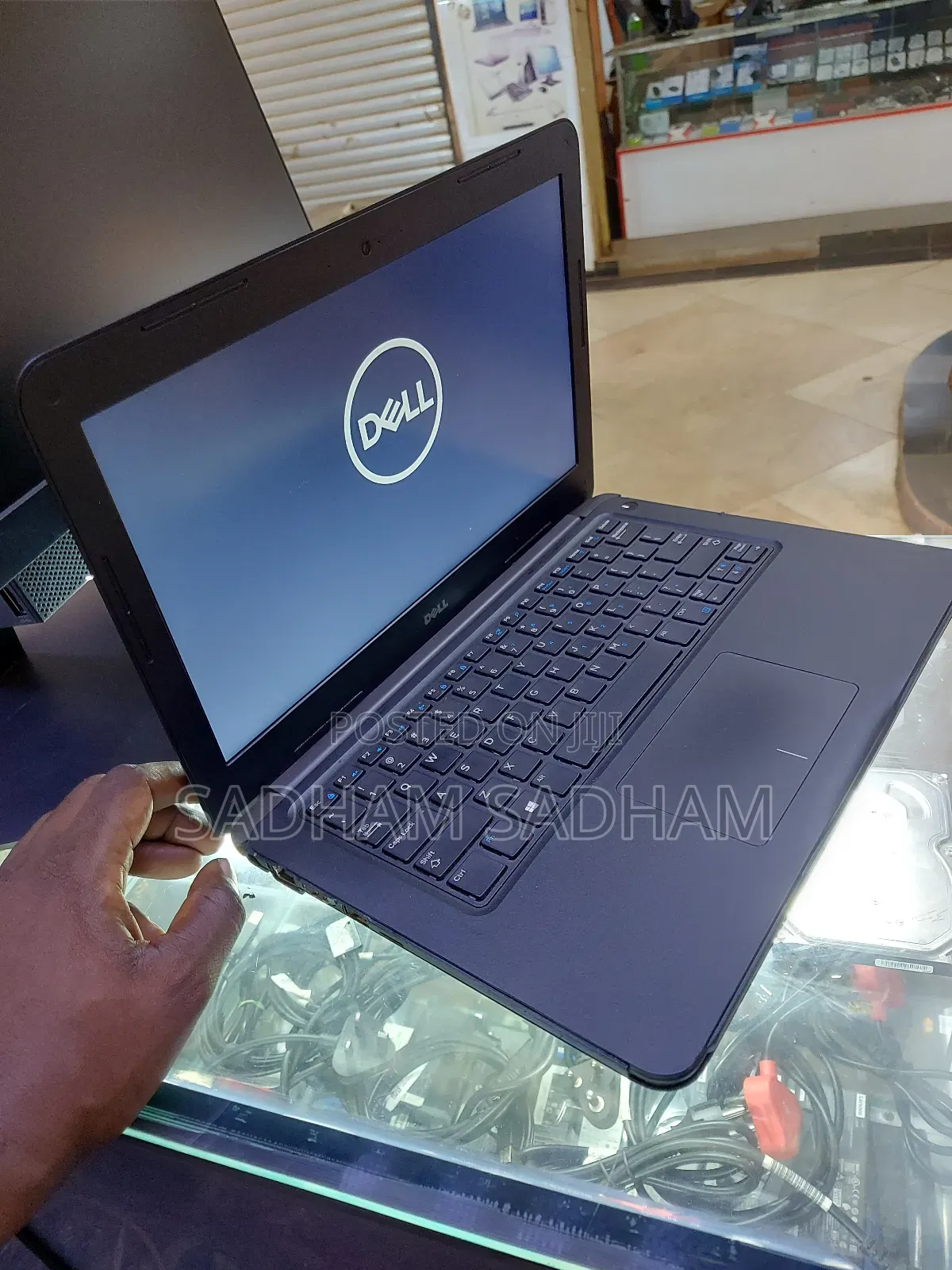 Laptop Dell Latitude 3380 4GB Intel Core i3 HDD 500GB