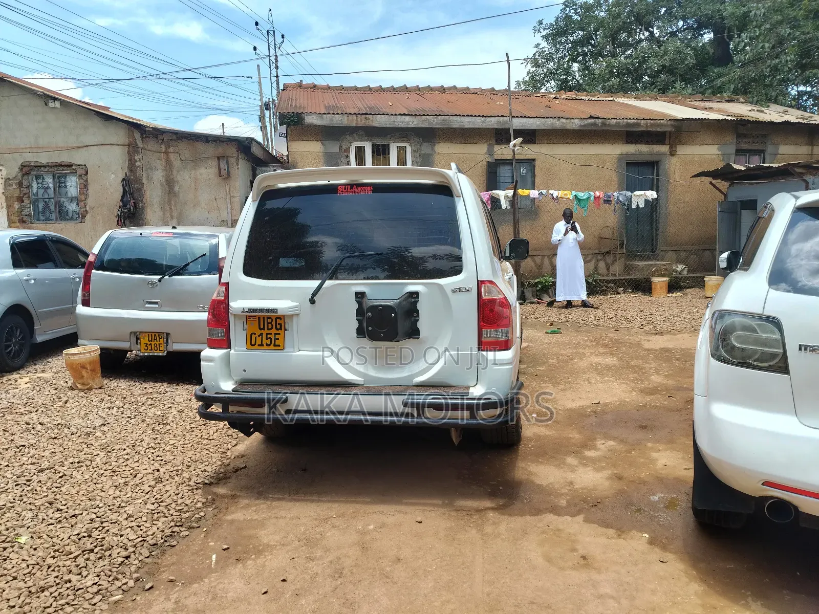 Mitsubishi Pajero 2001 White