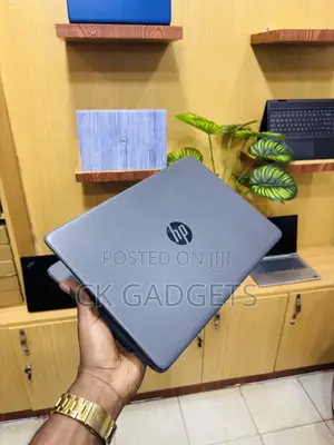 New Laptop HP 14z 8GB Intel Core i7 SSD 256GB