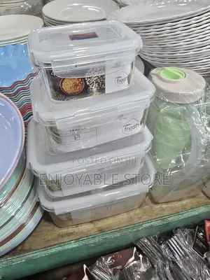 Sealed Storage Food Containers 4pcs