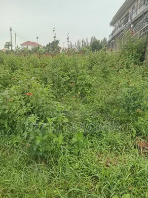 Land Foer Sale in Kawuku Entebbe Rd 100 by 100