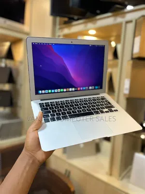 Laptop Apple MacBook Air 2017 8GB Intel Core i5 SSD 256GB